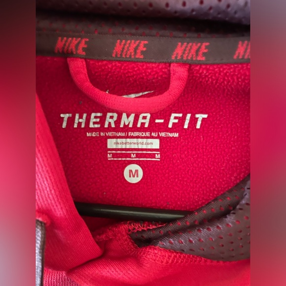Nike ThermaFit Hoodie - Picture 3 of 3